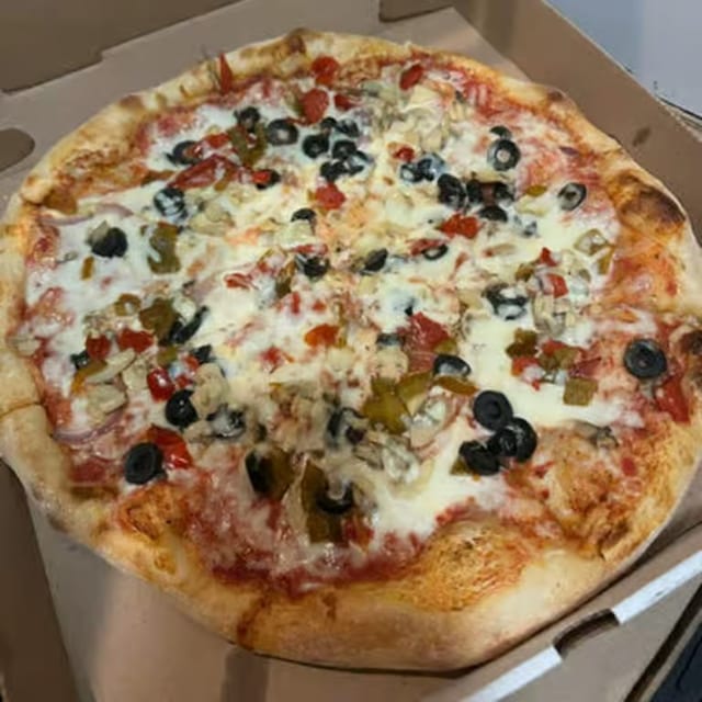 Supreme Pizza Lunch.
