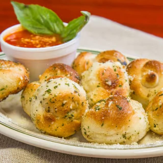 Garlic Knots Lunch.