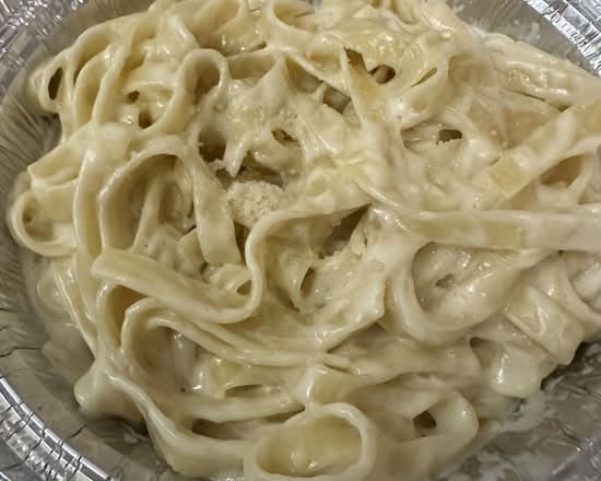 Fettuccine Alfredo Lunch.