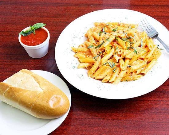 Penne Alla Vodka with Chicken Lunch.
